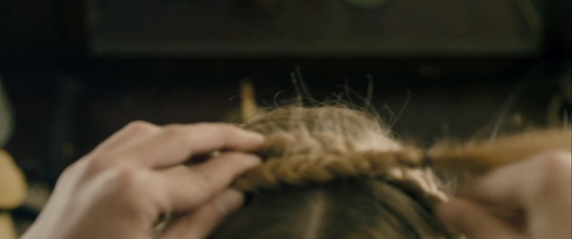 Video Reference: Hair, Hand, Gesture, Finger, Eyelash, Wool, Braid, Nail, Thumb, Woolen