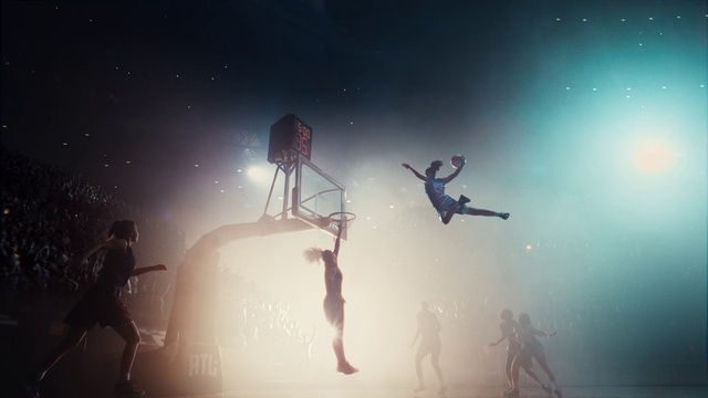 Video Reference: Cloud, Atmosphere, Sky, Light, Flash photography, Performing arts, Entertainment, Astronomical object, Art, Lens flare
