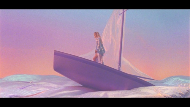 Video Reference: Sky, Purple, Slope, Pink, Magenta, Landscape, Geological phenomenon, Aeolian landform, Event, Cg artwork