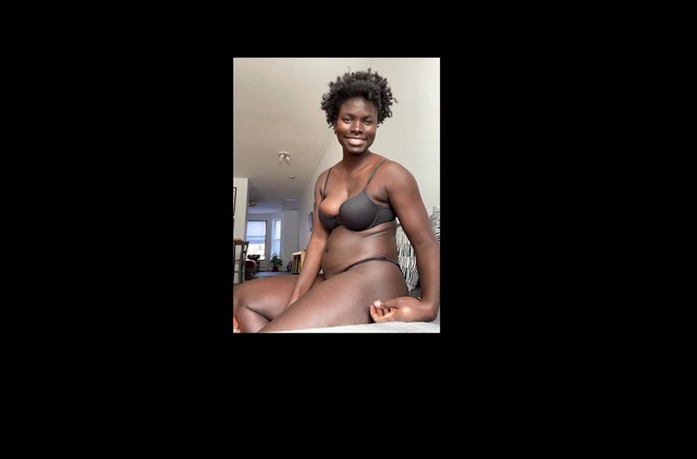Video Reference: Flash photography, Neck, Thigh, Waist, Chest, Black hair, Smile, Trunk, Abdomen, Brassiere