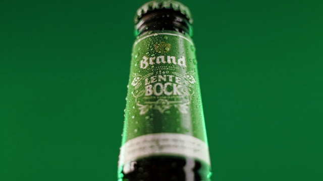 Video Reference: Liquid, Font, Tints and shades, Tower, Art, Engineering, Drink, Cylinder, Macro photography, Metal