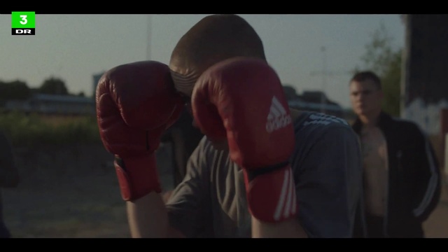 Video Reference: Sky, Flash photography, Cap, Gesture, Baseball cap, Happy, T-shirt, Sports gear, Fun, Eyewear