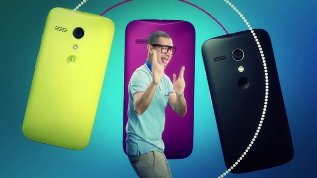 Video Reference: Product, Mobile phone, Azure, Sleeve, Gadget, Standing, Vision care, Gesture, Finger, Eyewear