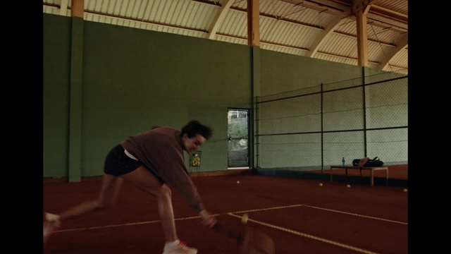 Video Reference: Racketlon, Racquet sport, Field house, Wood, Sports equipment, Chair, Player, Tennis Equipment, Tennis court, Hardwood