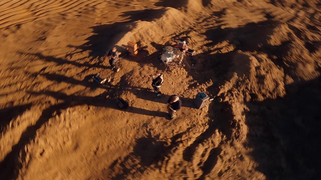 Video Reference: Ecoregion, Natural environment, World, Landscape, Formation, Geological phenomenon, Aeolian landform, Soil, Sand, Shadow