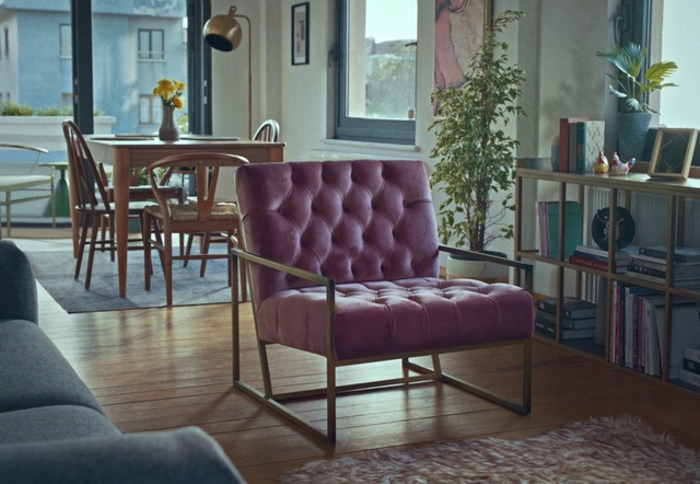Video Reference: Plant, Furniture, Property, Table, Window, Houseplant, Comfort, Picture frame, Wood, Purple