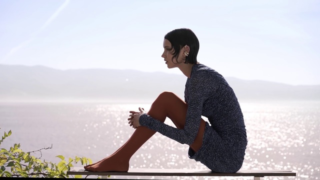 Video Reference: Water, Sky, People in nature, Flash photography, Standing, Happy, Travel, Knee, Elbow, Leisure