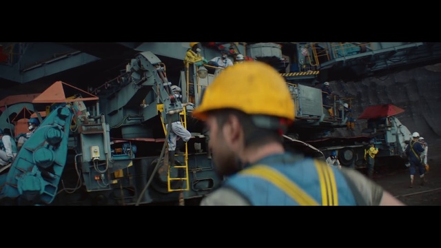 Video Reference: Hard hat, Workwear, Helmet, Engineer, Tradesman, Headgear, Engineering, Gas, Personal protective equipment, Blue-collar worker