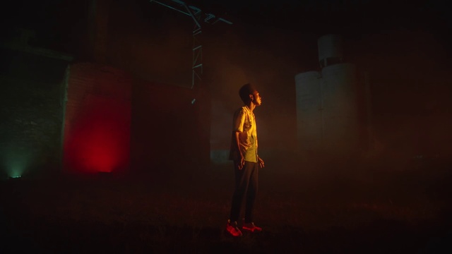 Video Reference: Flash photography, Entertainment, Performing arts, Electricity, Event, Darkness, Space, Midnight, Electric blue, Visual arts