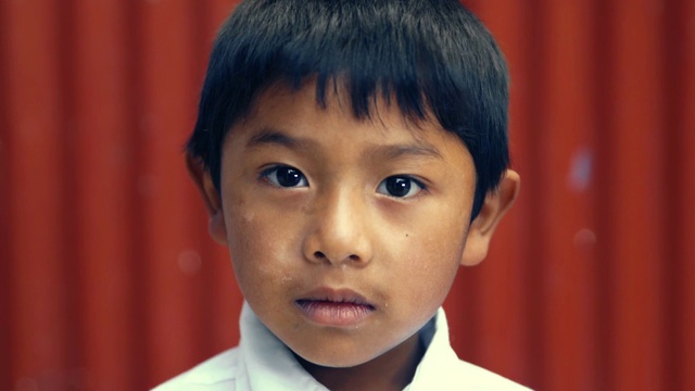 Video Reference: Forehead, Hair, Nose, Face, Cheek, Skin, Lip, Chin, Eyebrow, Eye