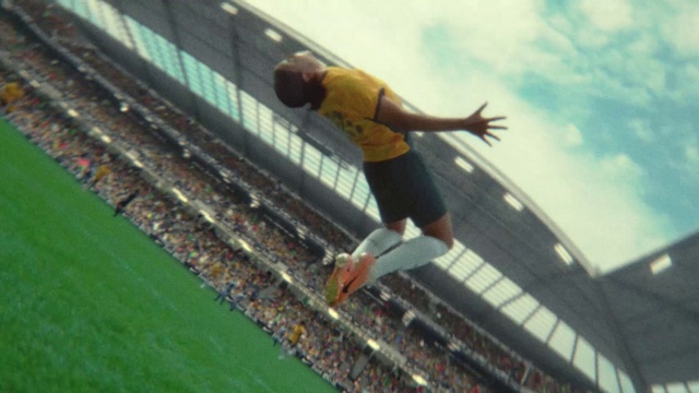 Video Reference: Sports equipment, Shorts, Sky, Cloud, Player, Leisure, Sports, Fun, Competition event, Soccer