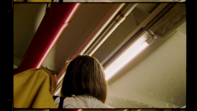 Video Reference: Tints and shades, Automotive lighting, Vehicle door, Wood, Ceiling, Fun, Automotive design, Automotive exterior, Windshield, T-shirt