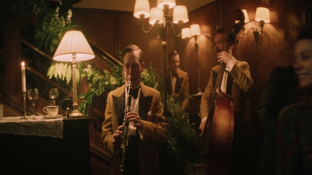 Video Reference: Musical instrument, Light, Reed, Fashion, Plant, Lighting, Musician, Reed instrument, Saxophonist, String instrument