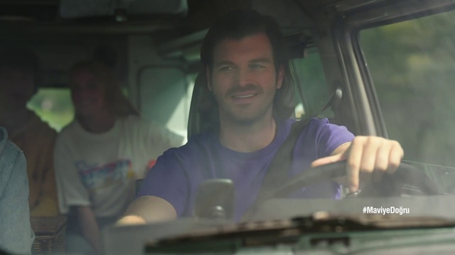 Video Reference: Smile, Eyebrow, Mouth, Automotive lighting, Automotive mirror, Jaw, Gesture, Motor vehicle, Automotive exterior, Automotive design