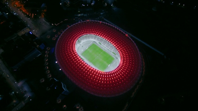 Video Reference: Automotive lighting, Hood, Automotive design, Motor vehicle, Audio equipment, Entertainment, Headlamp, Visual effect lighting, Automotive fog light, Automotive exterior