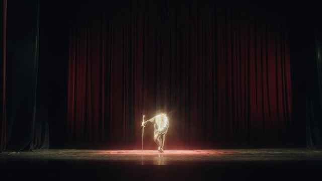 Video Reference: Theater curtain, Lighting, Curtain, Entertainment, Performing arts, Heat, Event, Art, Dance, Darkness