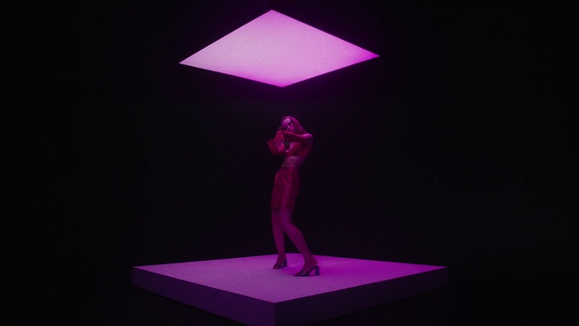 Video Reference: Purple, Lighting, Violet, Pink, Toy, Entertainment, Performing arts, Magenta, Electric blue, Event