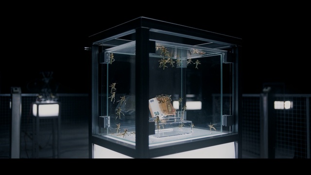 Video Reference: Rectangle, Fixture, Shade, Glass, Display case, Composite material, Transparent material, Space, Facade, Metal