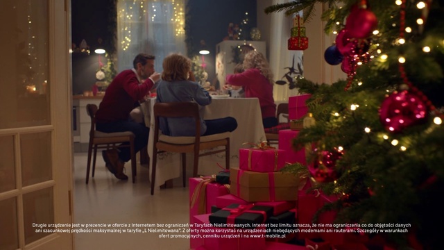 Video Reference: Furniture, Christmas tree, Decoration, Lighting, Chair, Interior design, Christmas ornament, Event, Ornament, Magenta