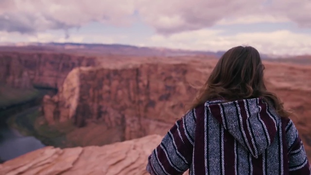 Video Reference: Sky, Cloud, Mountain, Travel, Landscape, Tartan, Plateau, Makhtesh, Horizon, Rock