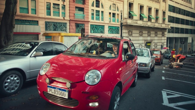 Video Reference: Car, Tire, Wheel, Vehicle, Land vehicle, Vehicle registration plate, Window, Hood, Automotive lighting, Motor vehicle