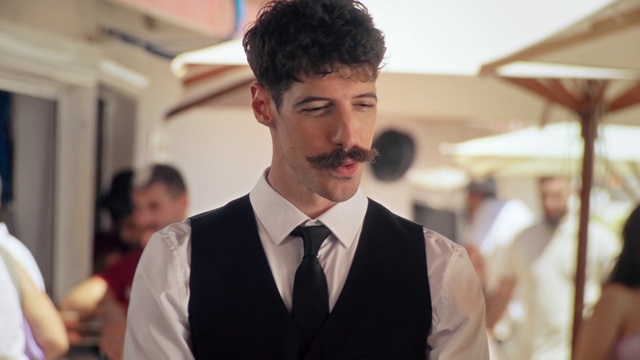 Video Reference: Facial expression, Dress shirt, Neck, Tie, Flash photography, Happy, Collar, Beard, Formal wear, Gown