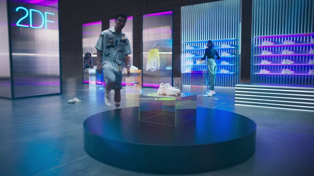 Video Reference: Light, Purple, Entertainment, Architecture, Performing arts, Visual effect lighting, Magenta, Stage, Display device, Space