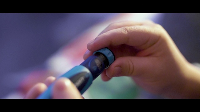 Video Reference: Microphone, Eye, Eyelash, Human body, Ear, Gesture, Finger, Audio equipment, Gadget, Thumb