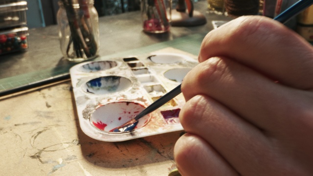 Video Reference: Hand, Paint, Finger, Art, Wood, Nail, Artist, Recreation, Palette, Eyewear