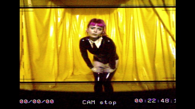 Video Reference: Flash photography, Entertainment, Performing arts, Event, Curtain, Magenta, Display device, Rectangle, Font, Darkness