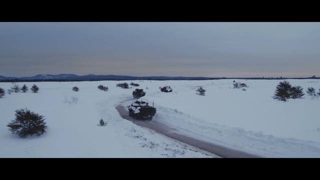 Video Reference: Tire, Sky, Snow, Automotive tire, Wheel, Vehicle, Motor vehicle, Slope, Automotive design, Atmospheric phenomenon