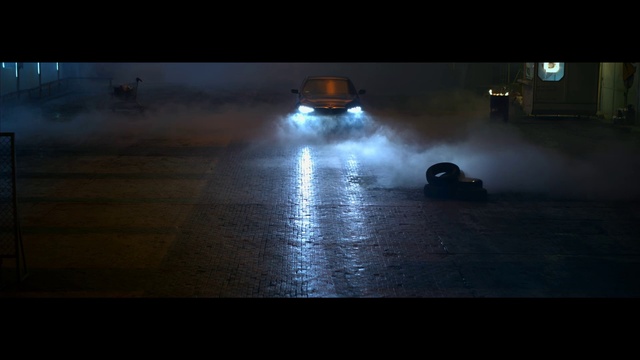 Video Reference: Water, Land vehicle, Automotive lighting, Hood, Vehicle, Car, Headlamp, Automotive design, Atmospheric phenomenon, Automotive tire