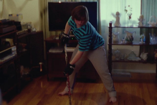 Video Reference: Leg, Wood, Standing, Knee, Flooring, Floor, Flash photography, Thigh, Waist, Hardwood