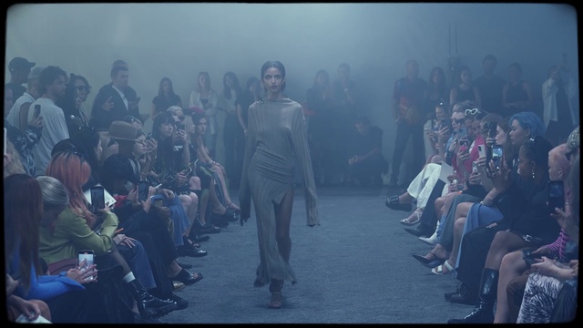 Video Reference: Footwear, Atmosphere, Fashion, Flash photography, Style, Atmospheric phenomenon, Entertainment, Crowd, Fun, Event