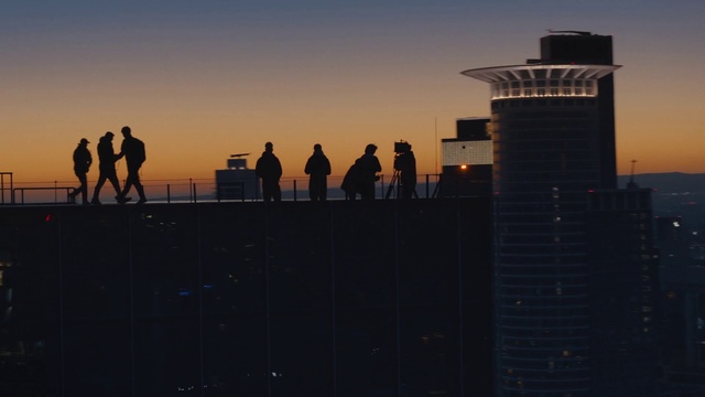 Video Reference: Sky, Building, Afterglow, Cloud, Dusk, Sunset, Sunrise, Tower block, City, Horizon