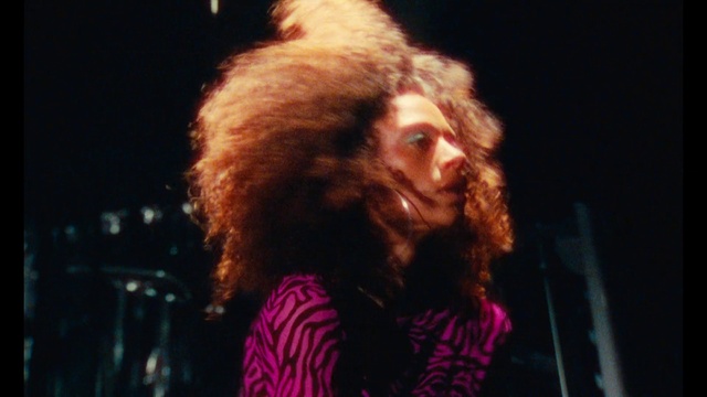 Video Reference: Beard, Entertainment, Performing arts, Facial hair, Artist, Event, Music, Fun, Musician, Music artist