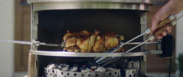Video Reference: Food, Hendl, Ingredient, Recipe, Roasting, Grilling, Cooking, Gas, Dish, Chicken meat