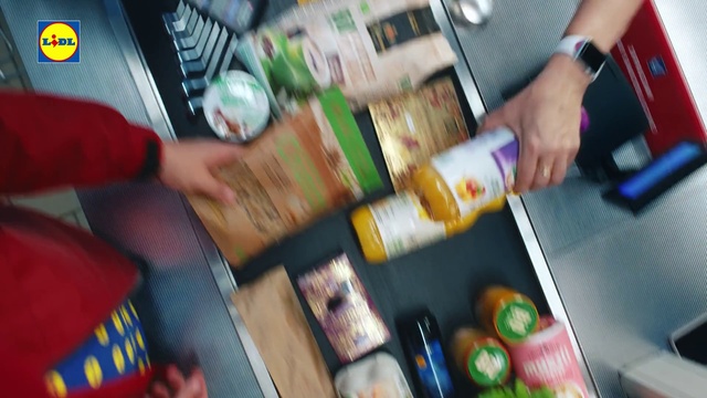 Video Reference: Gesture, Tableware, Drink, Finger, Nail, Alcoholic beverage, Recreation, Fun, Alcohol, Snapshot