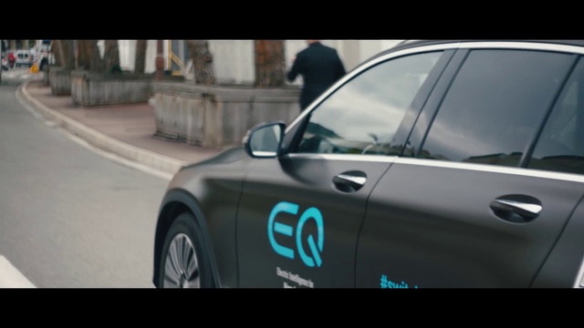 Video Reference: Car, Vehicle, Wheel, Automotive lighting, Tire, Motor vehicle, Automotive design, Alloy wheel, Vehicle door, Personal luxury car