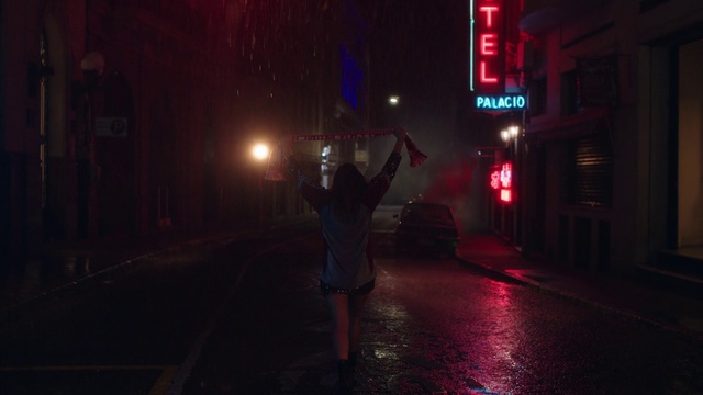 Video Reference: Automotive lighting, Road surface, Standing, Flash photography, Electricity, Window, Asphalt, Headlamp, Road, Midnight