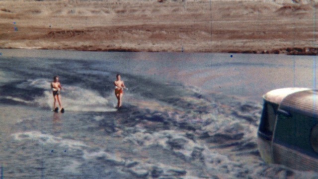 Video Reference: Water, People on beach, Coastal and oceanic landforms, Beach, Wind wave, Leisure, Horizon, Lake, Recreation, Shore