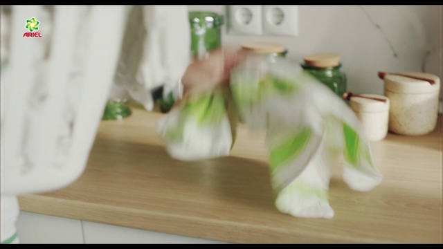 Video Reference: Gesture, Wood, Floor, Flooring, Hardwood, Countertop, Human leg, Foot, Laminate flooring, Sportswear