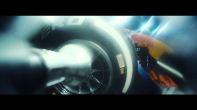 Video Reference: Plant, Speedometer, Automotive lighting, Vehicle, Wheel, Steering wheel, Steering part, Motor vehicle, Automotive mirror, Automotive design