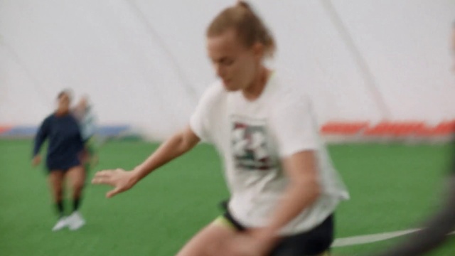 Video Reference: Shorts, Sports uniform, Active shorts, Player, Knee, Track and field athletics, Competition event, Grass, Athlete, Thigh