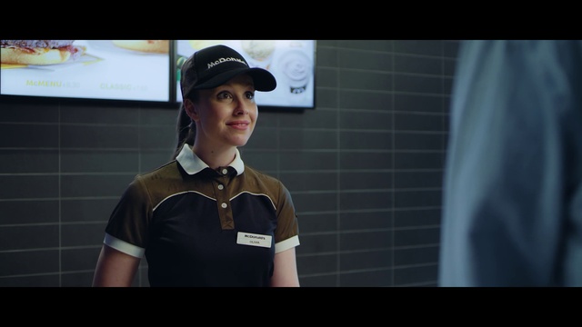 Video Reference: Flash photography, Neck, Sleeve, Gesture, Cap, Eyewear, Street fashion, Sportswear, Baseball cap, Hat