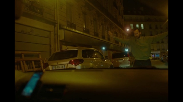 Video Reference: Car, Land vehicle, Vehicle, Automotive lighting, Window, Building, Motor vehicle, Mode of transport, Automotive design, Headlamp