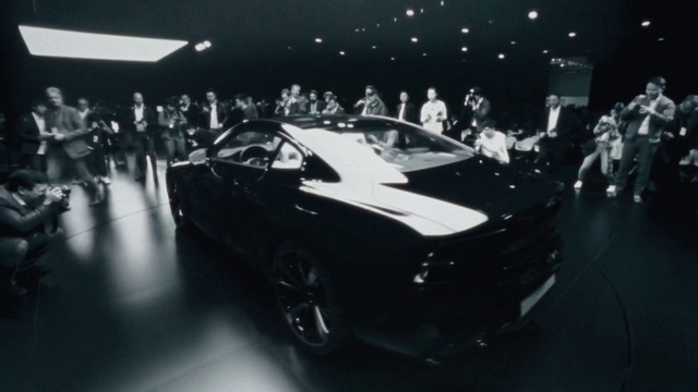 Video Reference: Land vehicle, Tire, Wheel, Vehicle, Car, Automotive lighting, Automotive design, Motor vehicle, Hood, Alloy wheel
