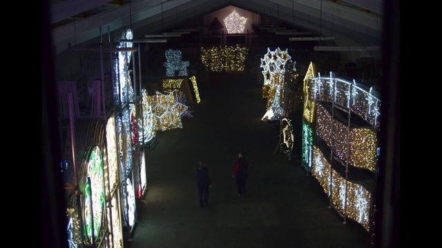 Video Reference: Symmetry, Art, City, Event, Midnight, Darkness, Glass, Visual arts, Ceiling, Arch