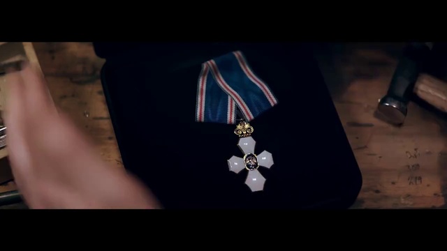 Video Reference: Sleeve, Collar, Body jewelry, Font, Bag, Electric blue, Jewellery, Magenta, Fashion accessory, Metal