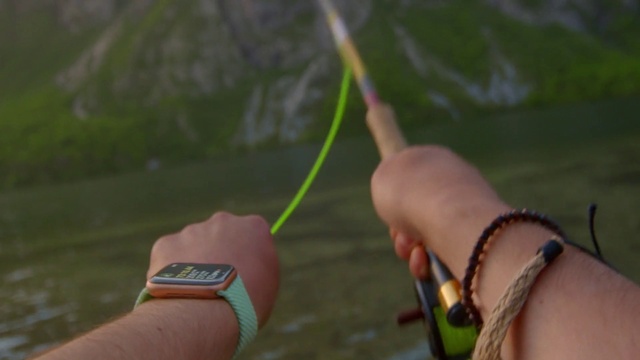 Video Reference: Human body, Gesture, Finger, Grass, Thumb, People in nature, Wrist, Recreation, Nail, Human leg